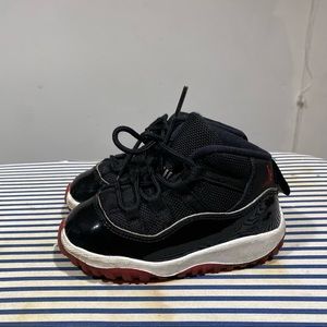 Air Jordan 11 bred